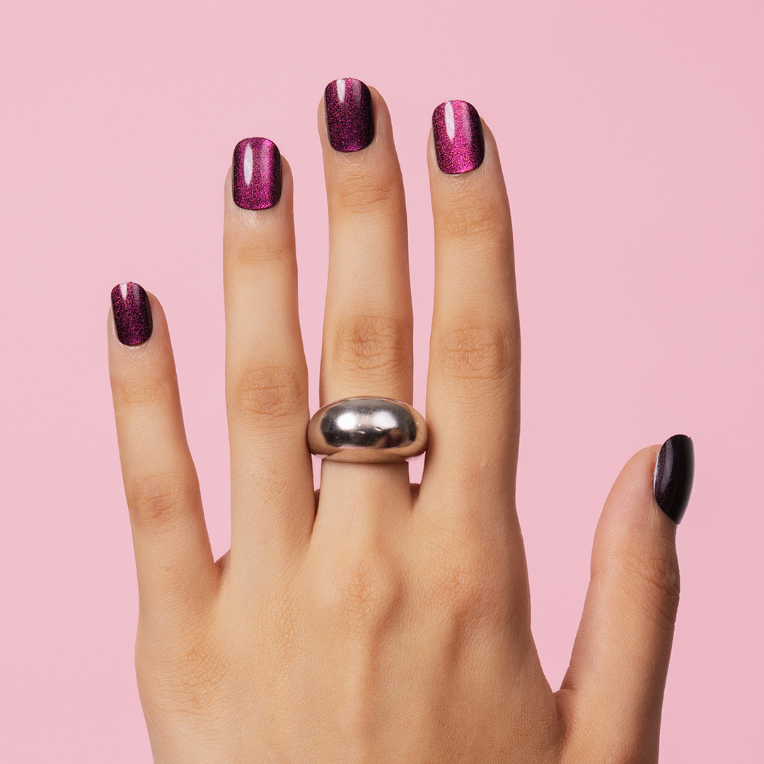 Ruby, Cat Eye with Nail Glue + Nail Glue Sticker | Short, Squoval Press-On Nails