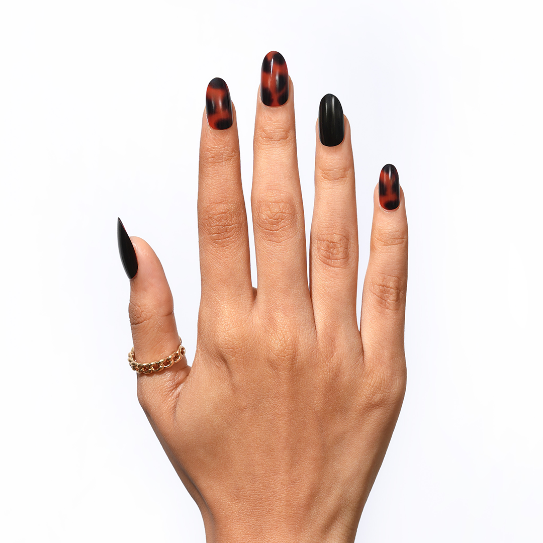 Sirens Only | Long Round, Press-On Nails