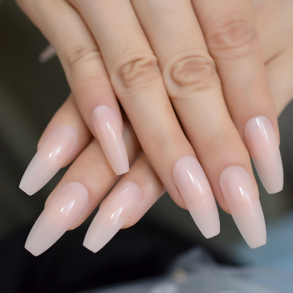 Girlie - Long Coffin - Press on Nails