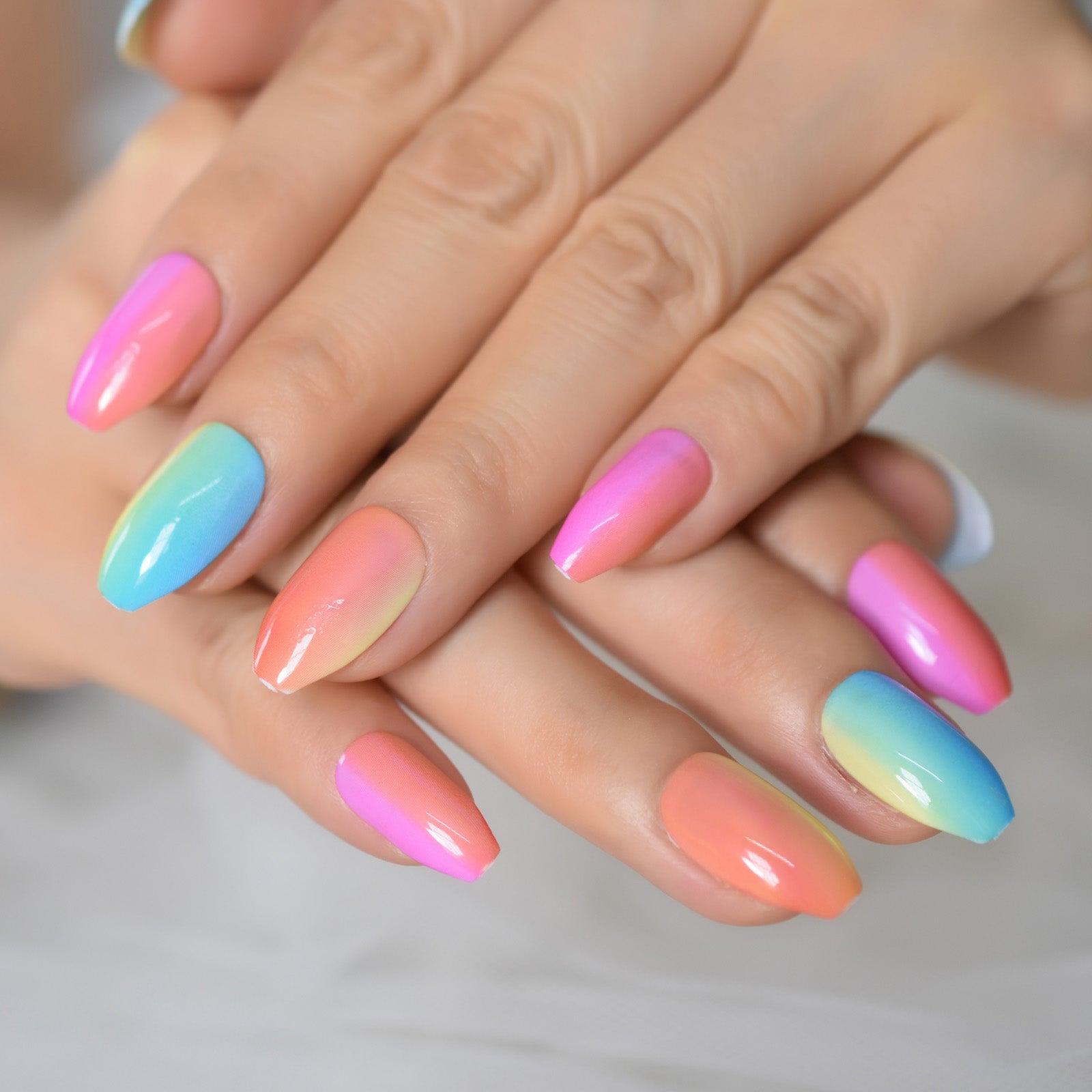 Dolce - Medium Coffin - Press on Nails