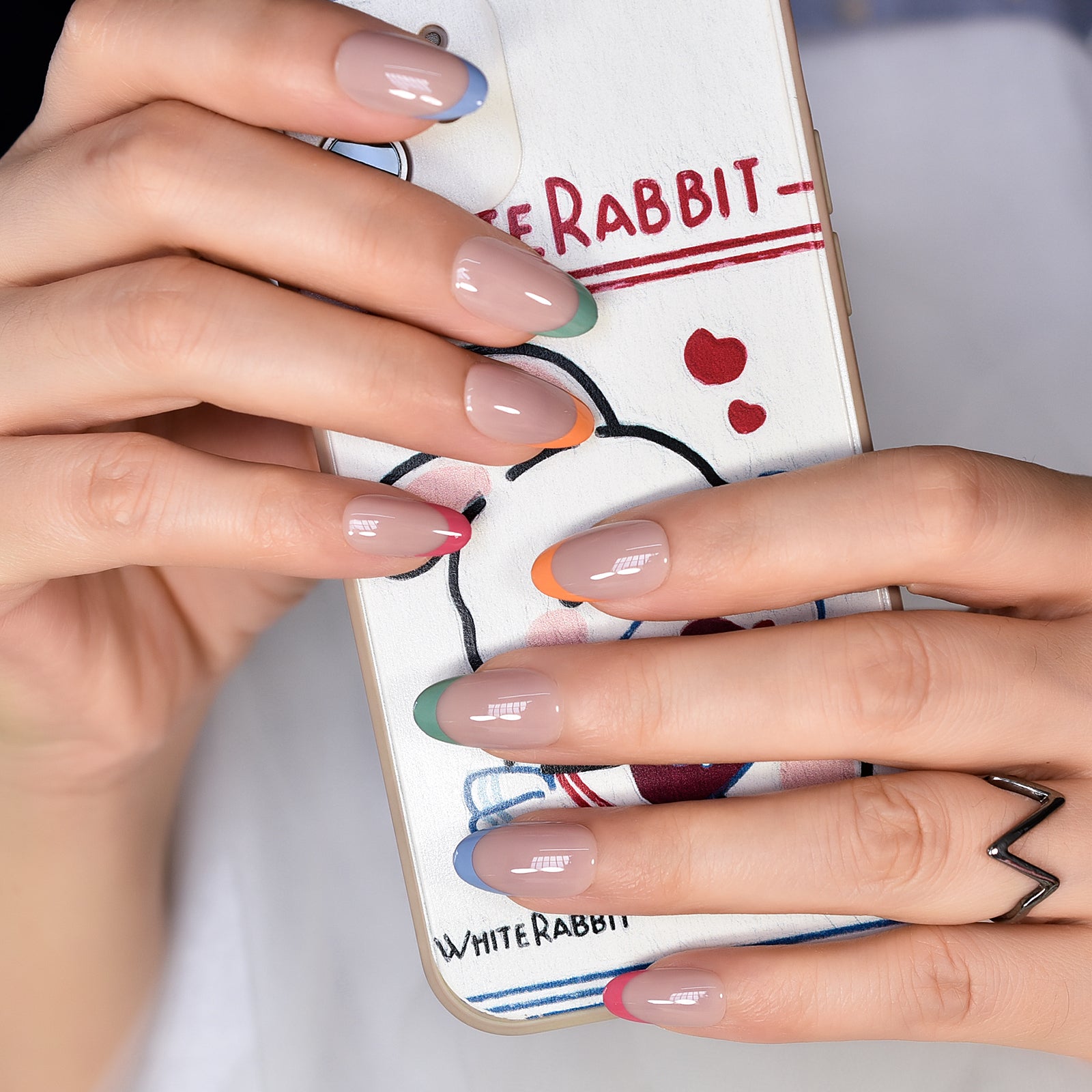 Spring - Medium Round - Press on Nails