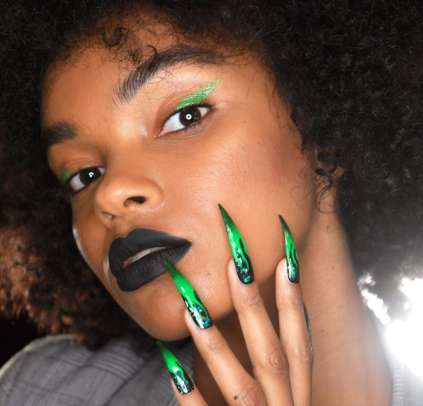 How to choose a nail shape that suits you