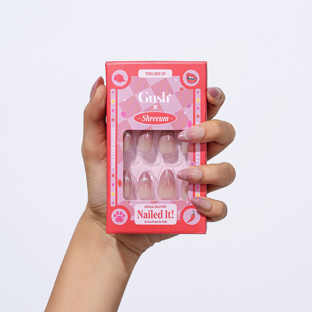 Hailey’s Comet | Medium Almond, Press-On Nails