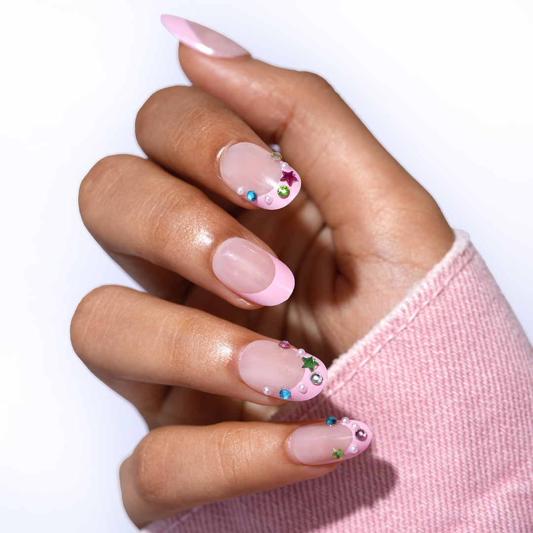 Chaand Sitara | Short Round, Press-On Nails