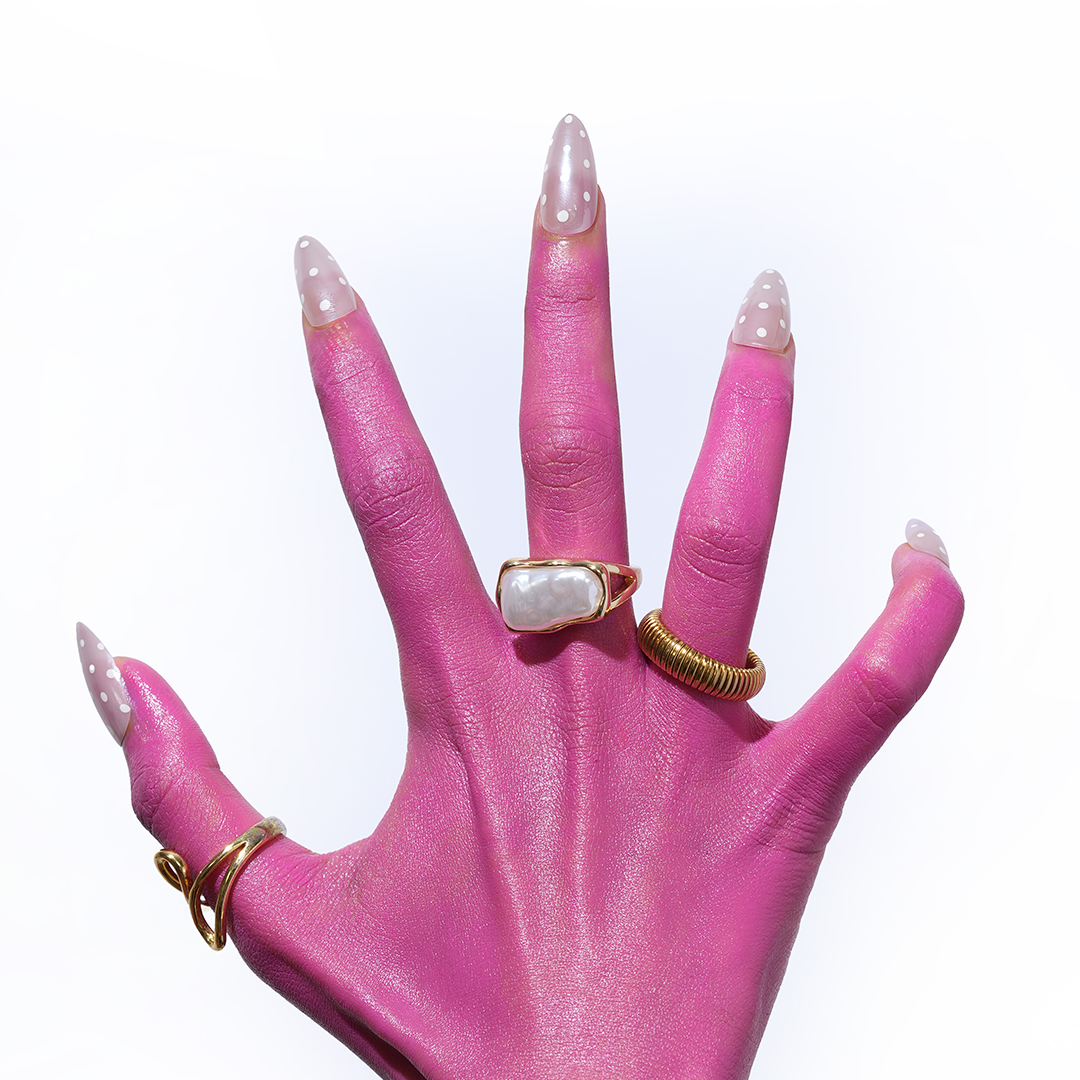 That Girl | Medium Almond, Press-On Nails